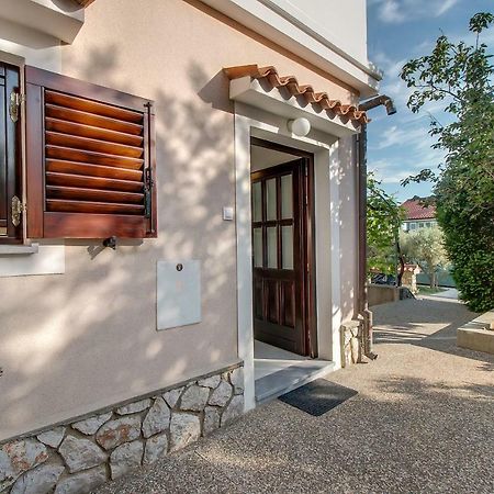 Apartment Simona Mali Lošinj Dış mekan fotoğraf