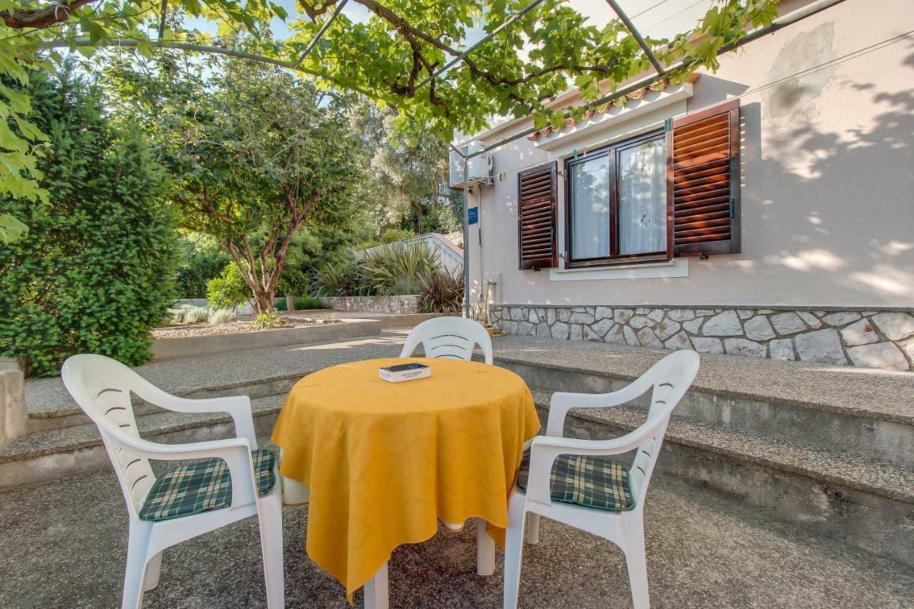 Apartment Simona Mali Lošinj Dış mekan fotoğraf