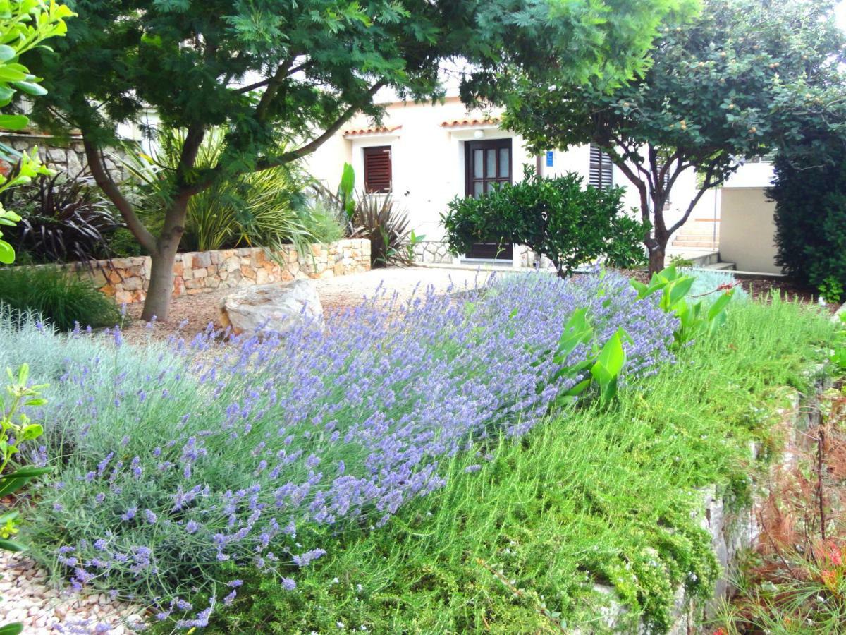 Apartment Simona Mali Lošinj Dış mekan fotoğraf