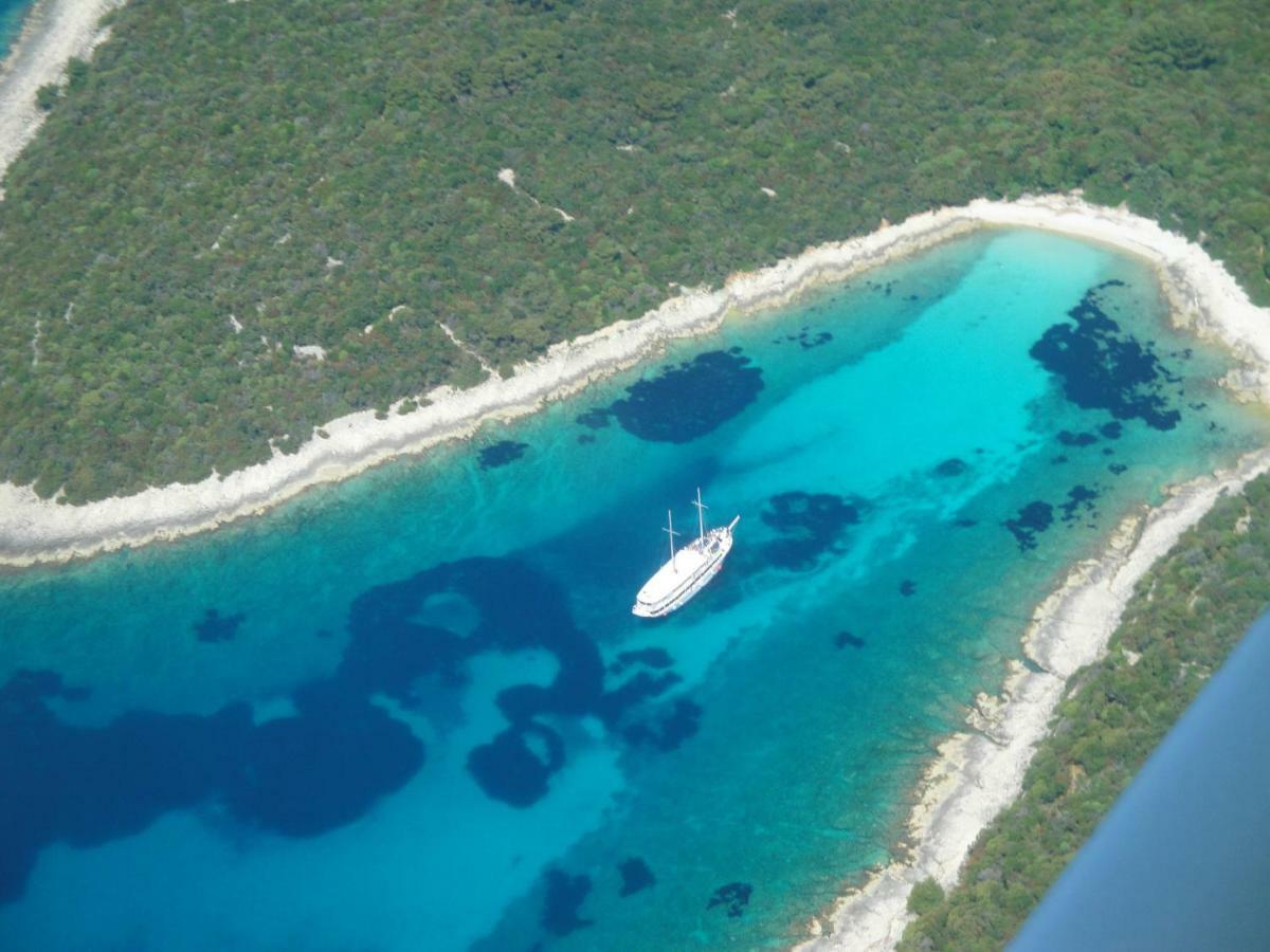 Apartment Simona Mali Lošinj Dış mekan fotoğraf